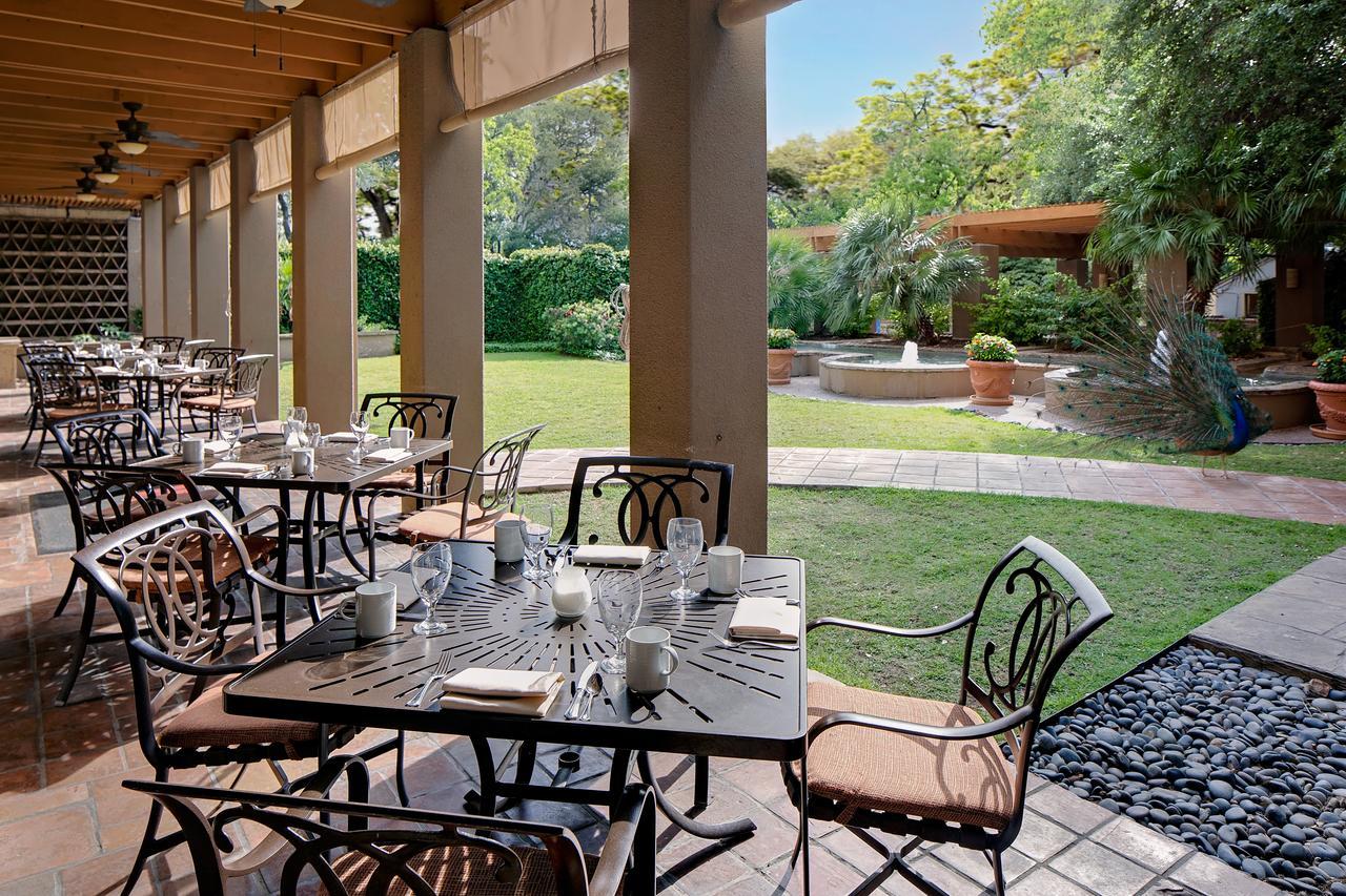 Marriott Plaza San Antonio Hotel Екстериор снимка
