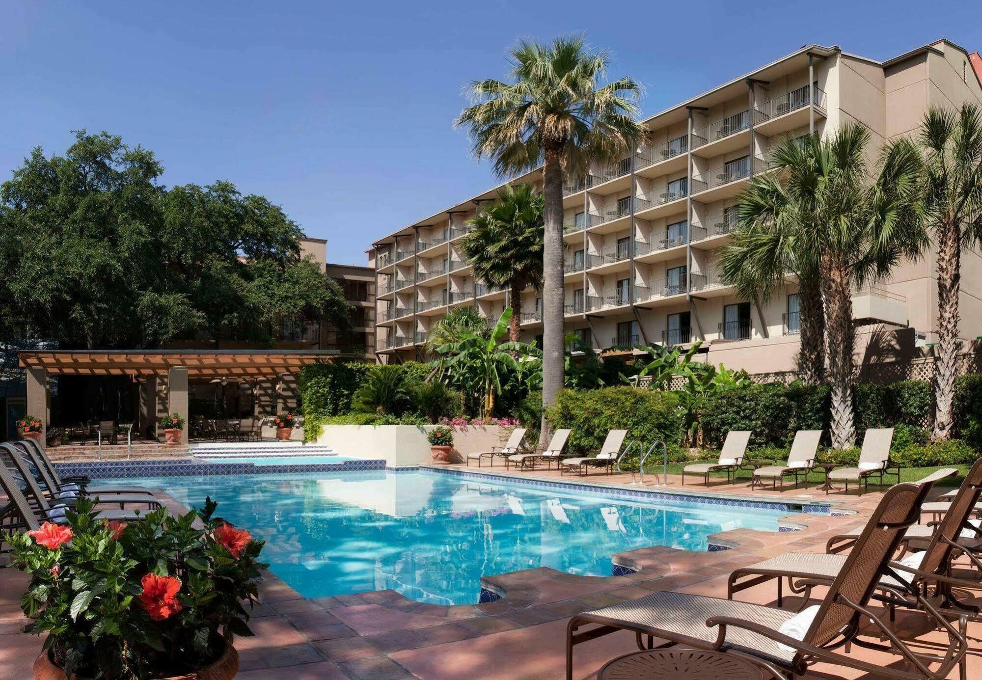 Marriott Plaza San Antonio Hotel Екстериор снимка